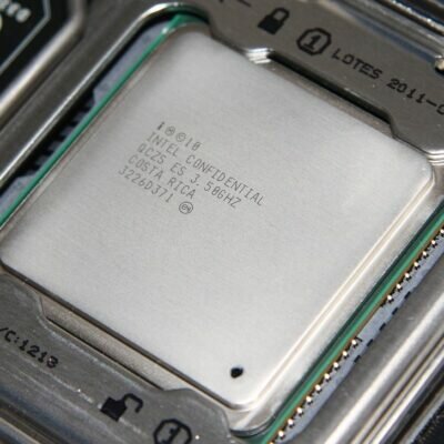 Intel Core i7 3970x vs 5820K Benchmark & Comparison